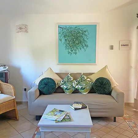 Del Golfo بيت للعطل Pittulongu